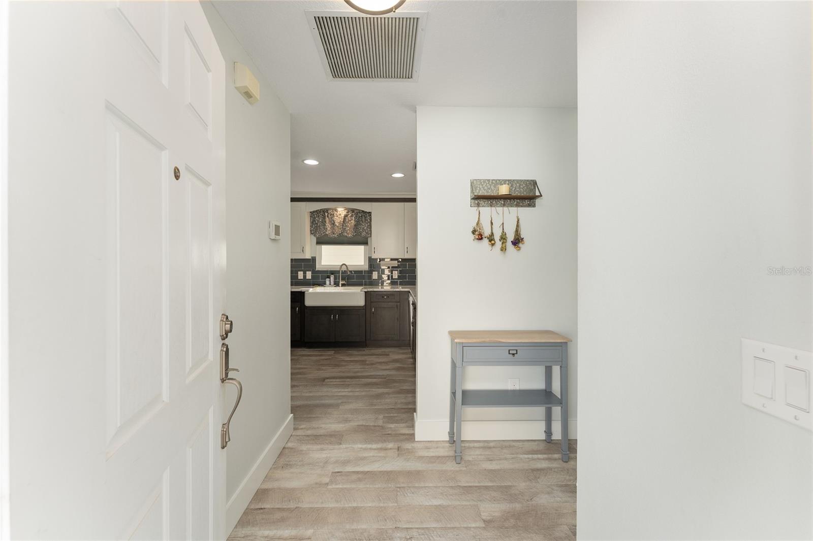 Image 5 of 39 For 1410 Conchas Drive