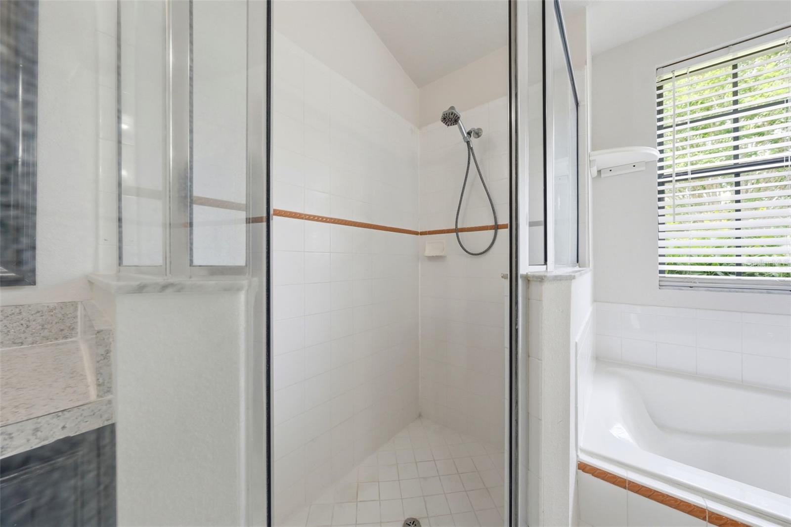 Image 19 of 56 For 36341 Grand Island Oaks Circle