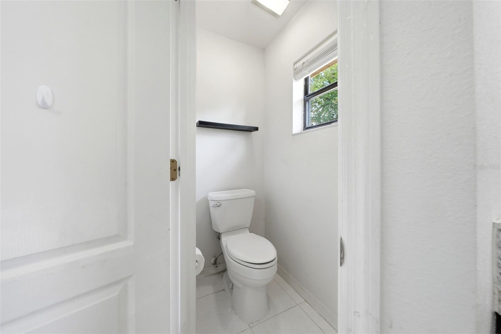 Image 20 of 56 For 36341 Grand Island Oaks Circle