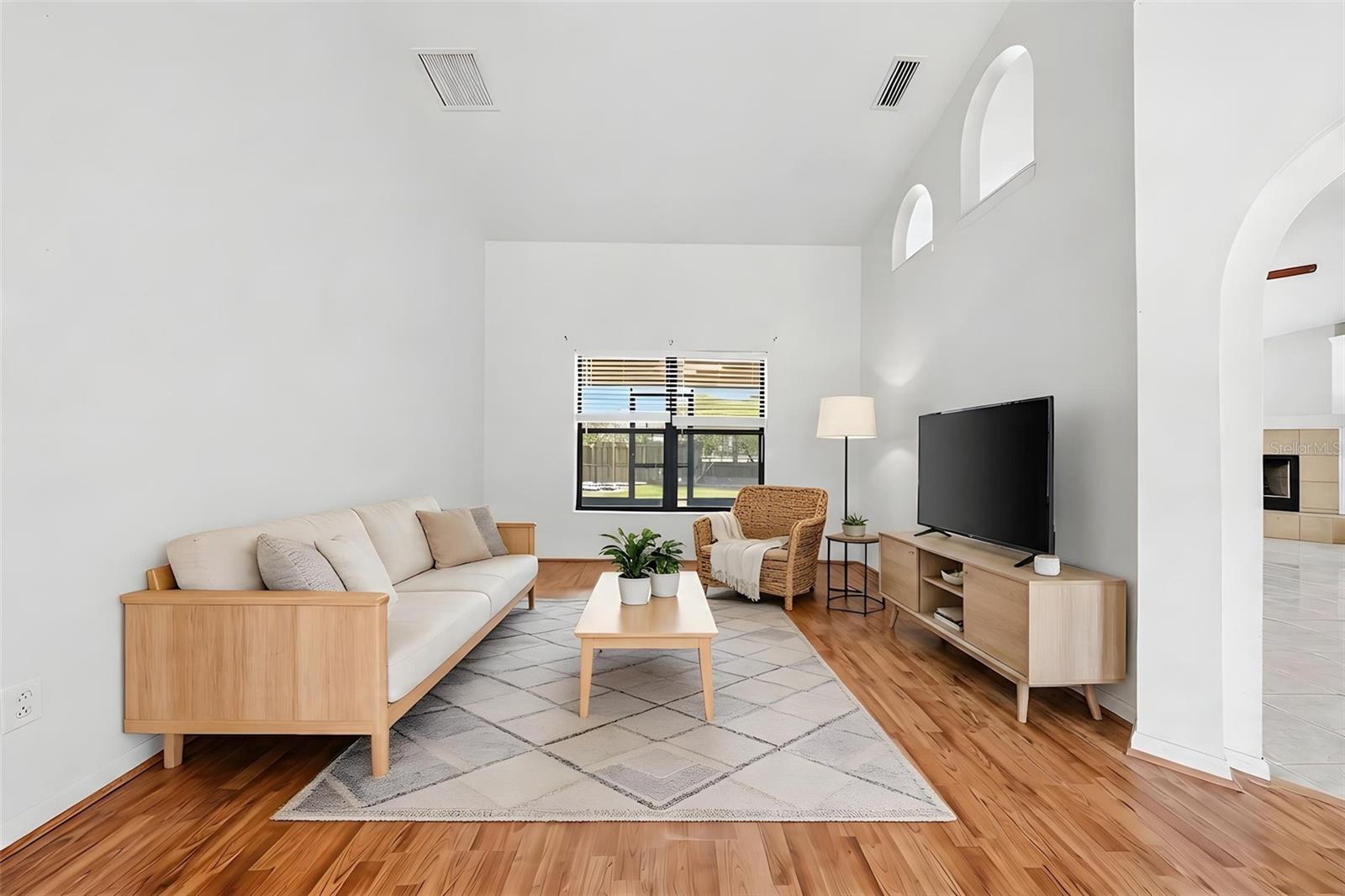 Image 36 of 56 For 36341 Grand Island Oaks Circle