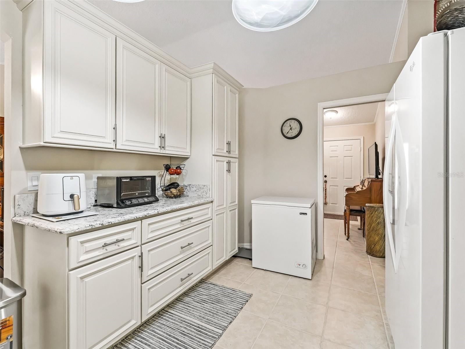 Image 15 of 32 For 39727 Redbud Road