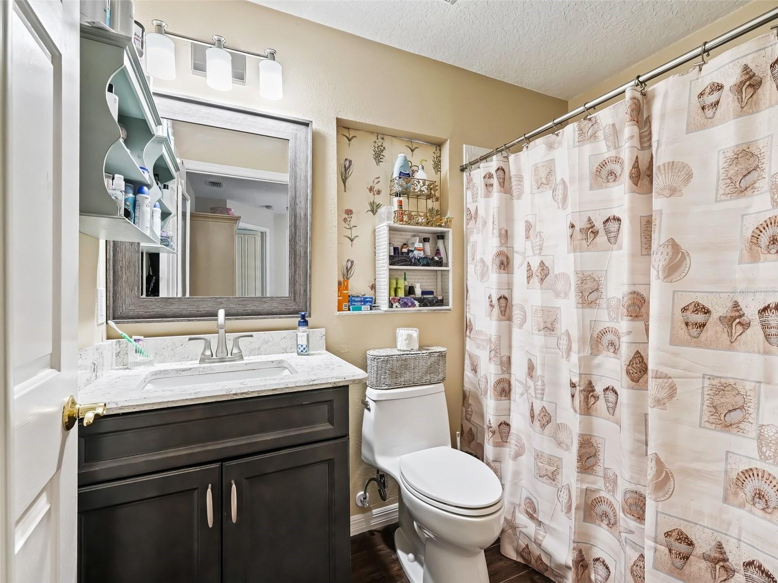 Image 21 of 32 For 39727 Redbud Road