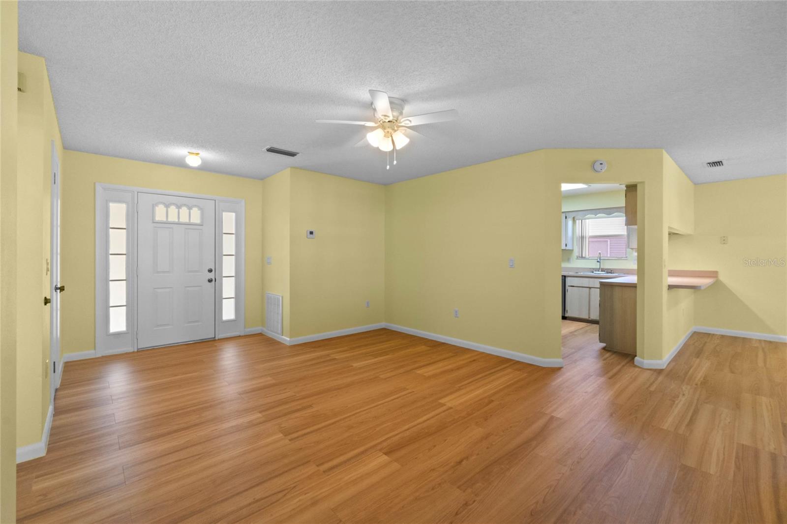 Image 11 of 85 For 26548 Deuce Court