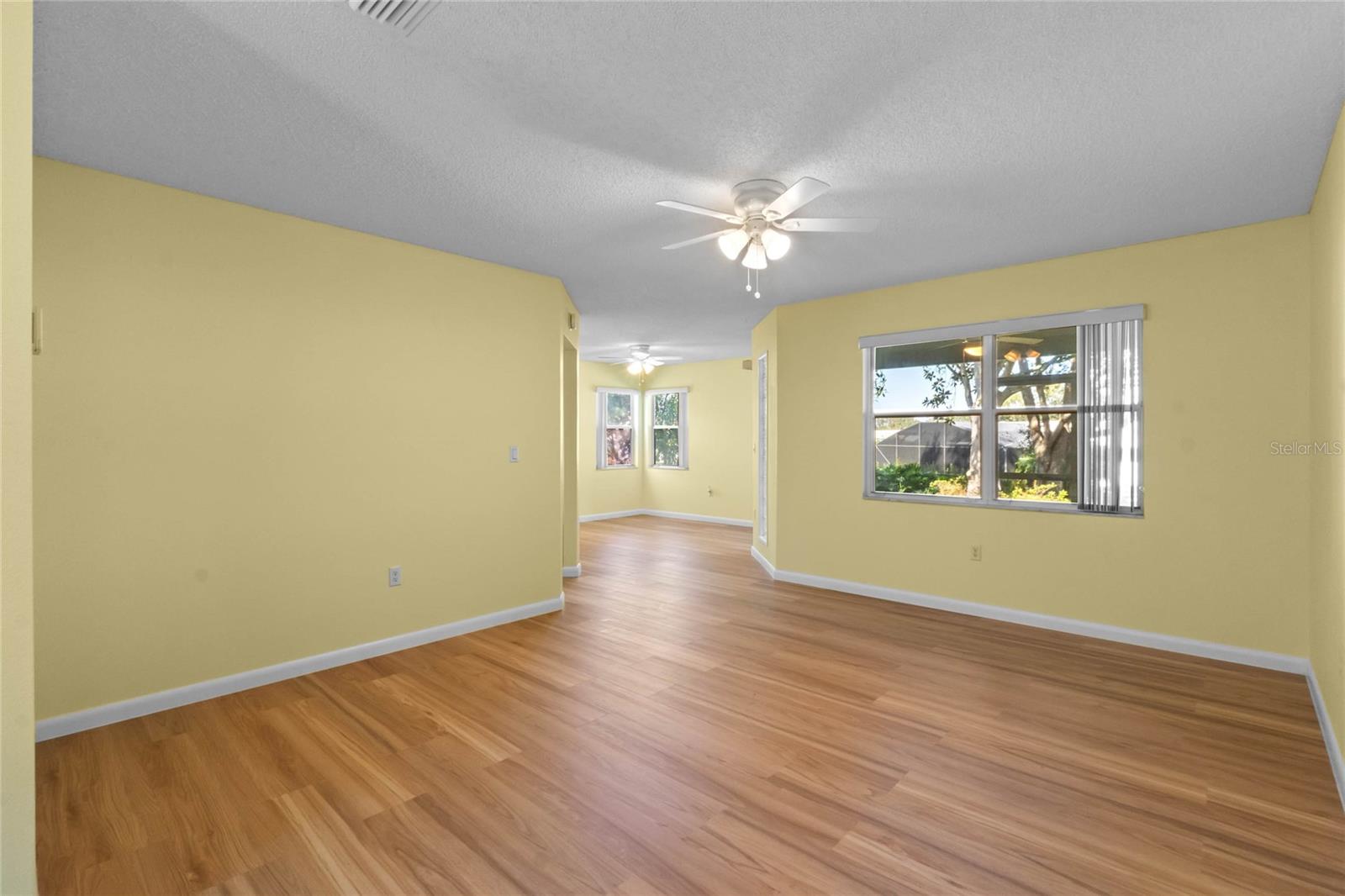 Image 12 of 85 For 26548 Deuce Court