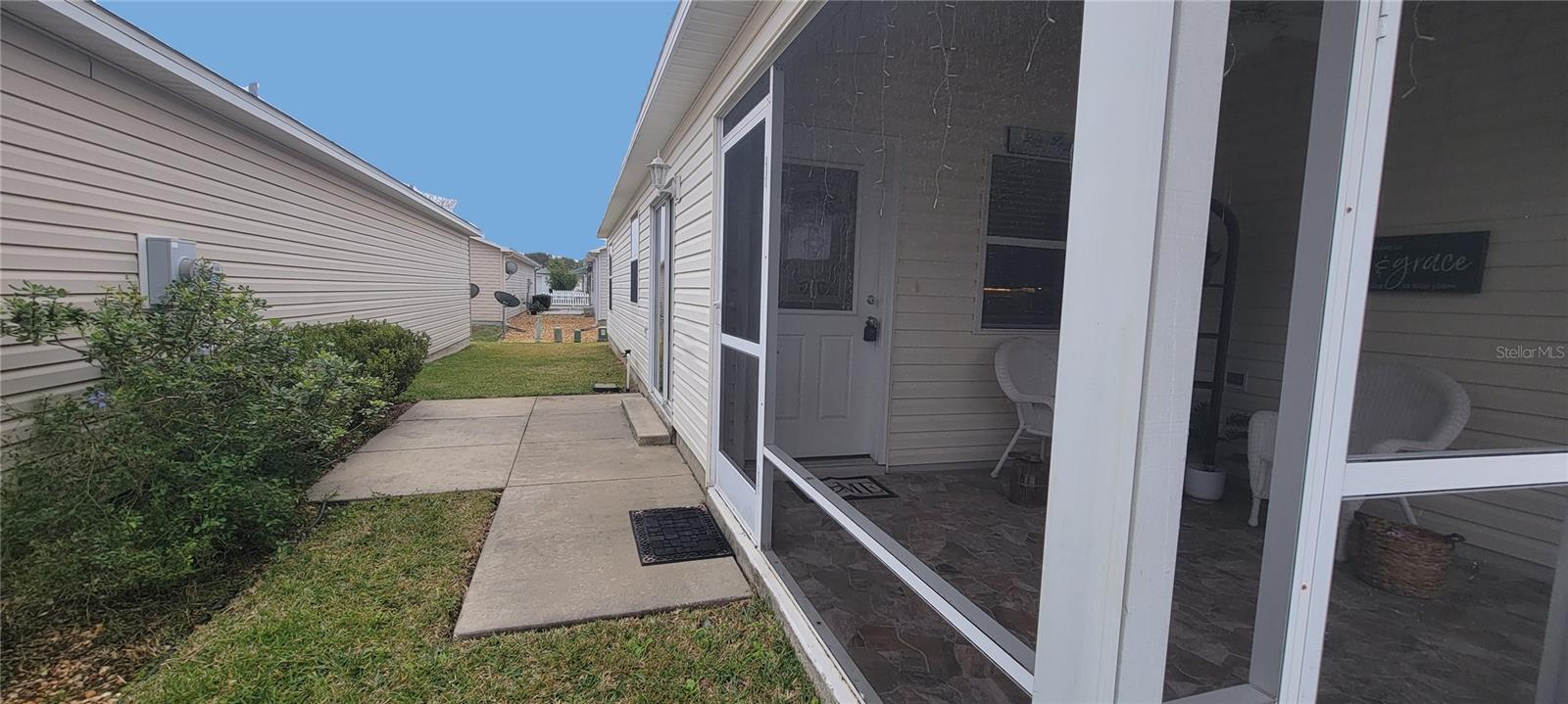 Image 16 of 16 For 3621 Amelia Avenue