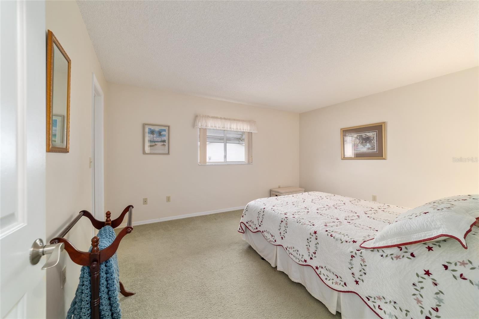 Image 43 of 70 For 10476 178th Street