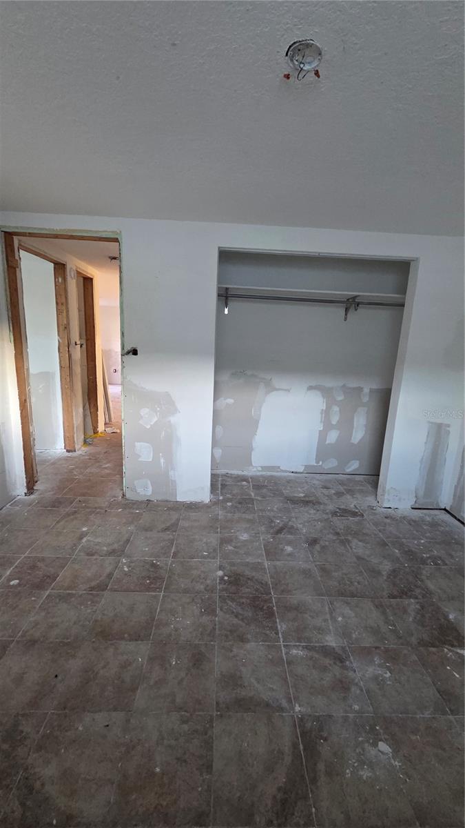 Image 25 of 31 For 4020 Headsail Drive