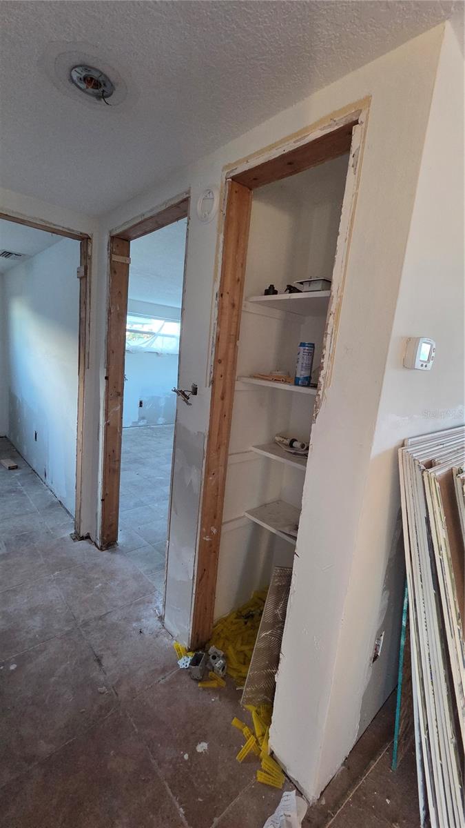 Image 27 of 31 For 4020 Headsail Drive