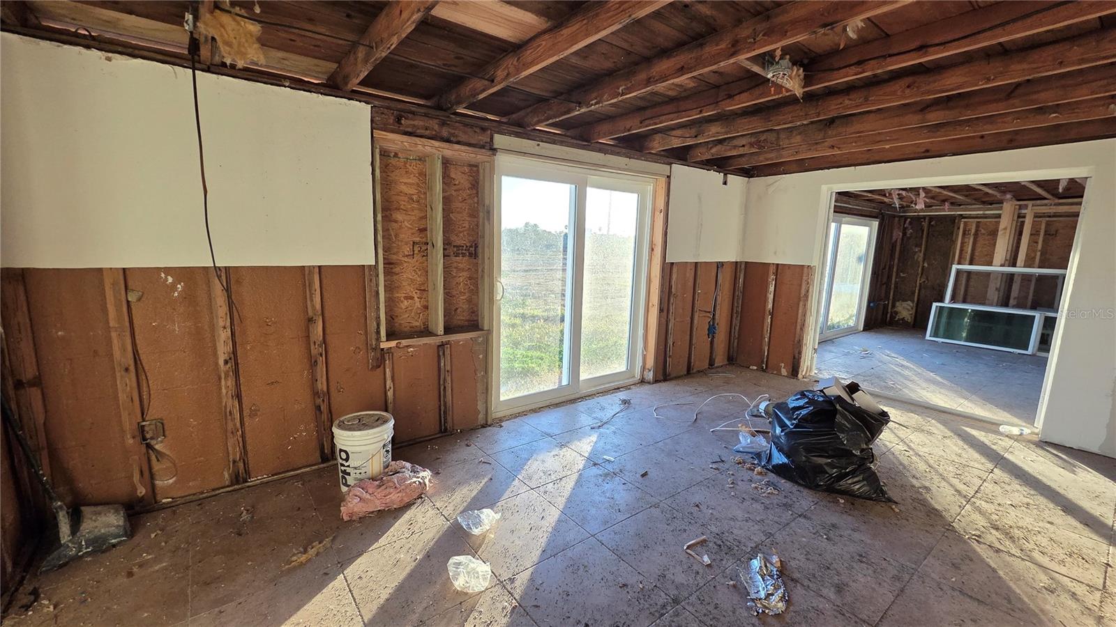 Image 31 of 31 For 4020 Headsail Drive