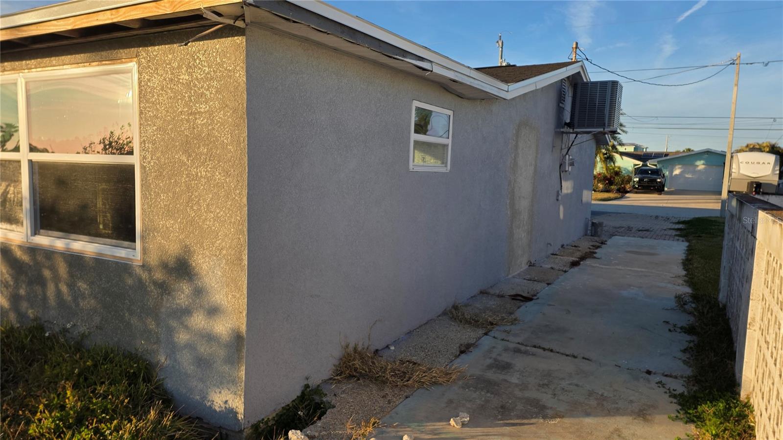 Image 7 of 31 For 4020 Headsail Drive