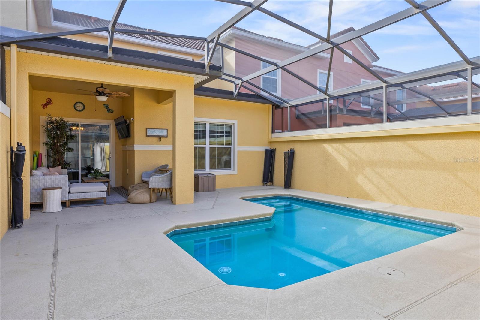 Image 24 of 65 For 8955 Coco Palm Road
