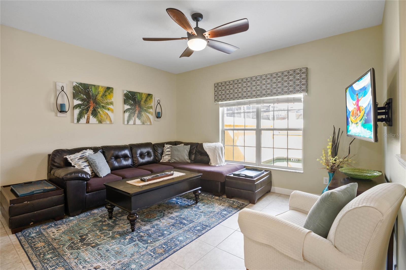Image 4 of 65 For 8955 Coco Palm Road