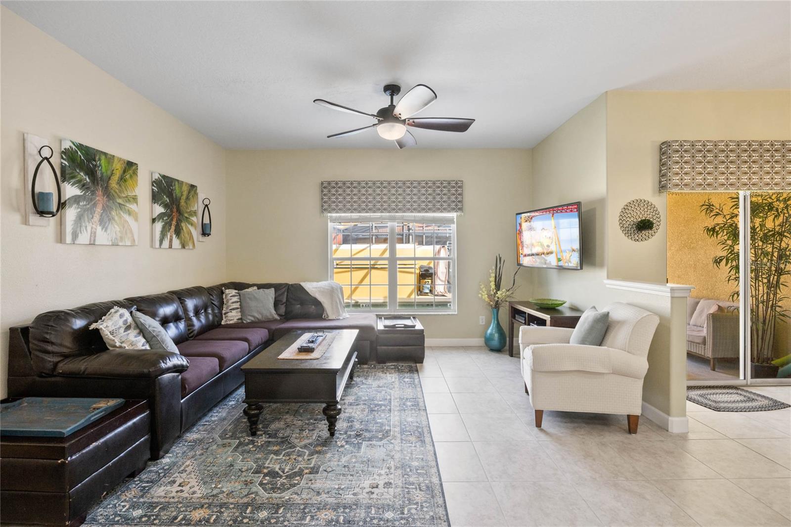 Image 5 of 65 For 8955 Coco Palm Road