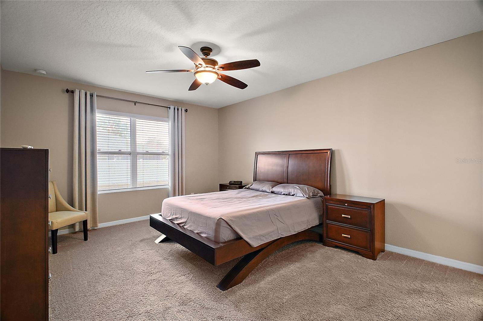 Image 15 of 32 For 36628 Grand Island Oaks Cir