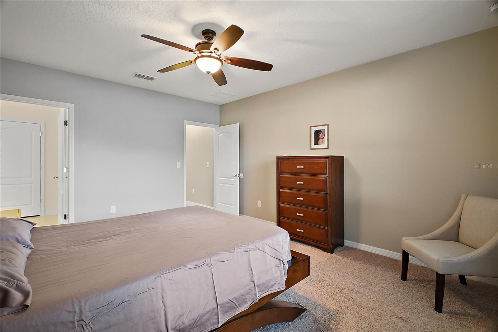 Image 16 of 32 For 36628 Grand Island Oaks Cir