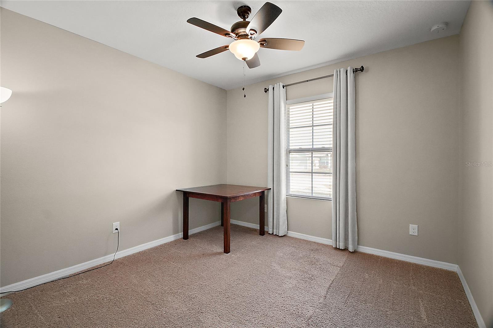 Image 20 of 32 For 36628 Grand Island Oaks Cir
