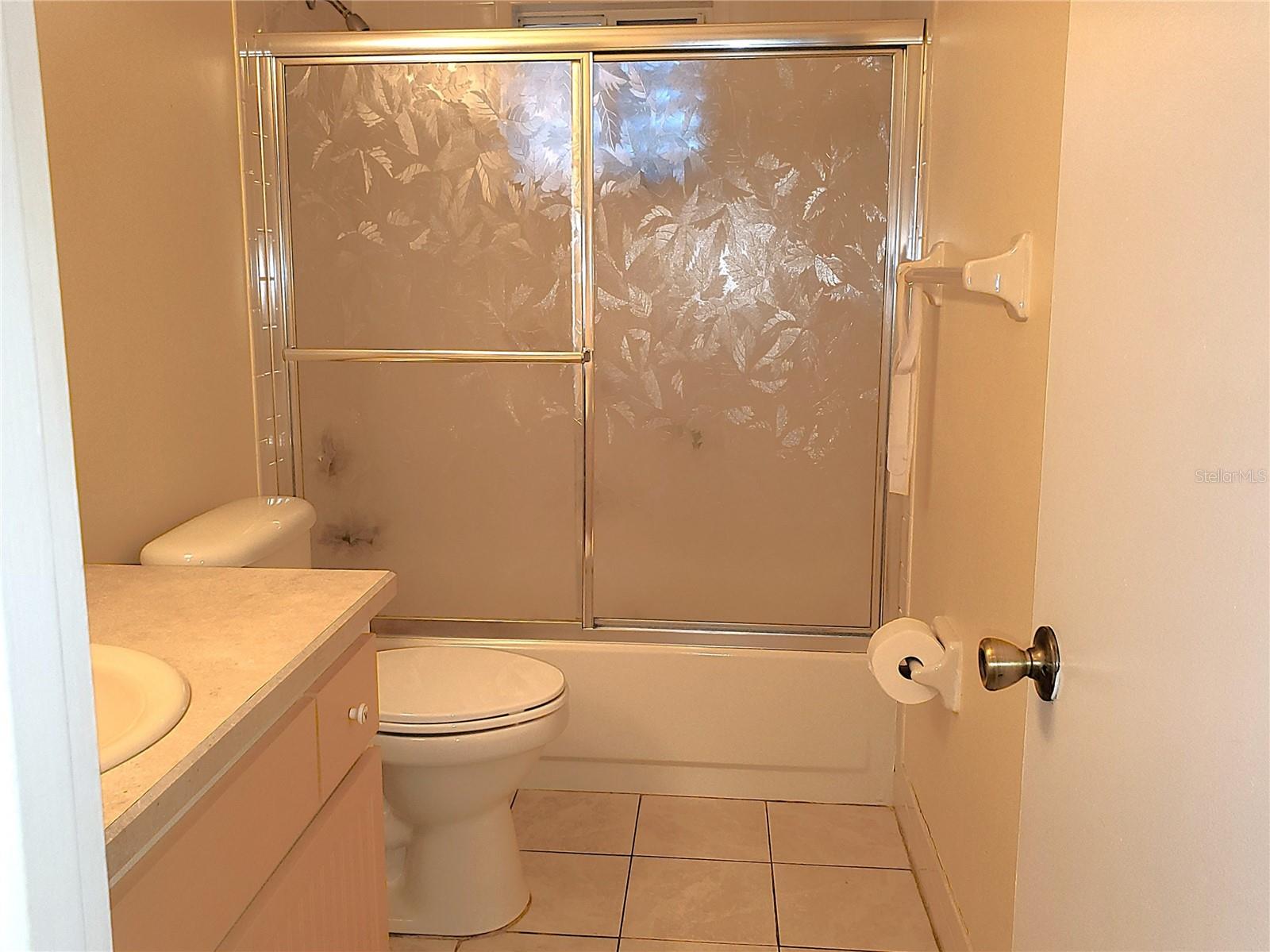 Image 15 of 44 For 10337 176th Street