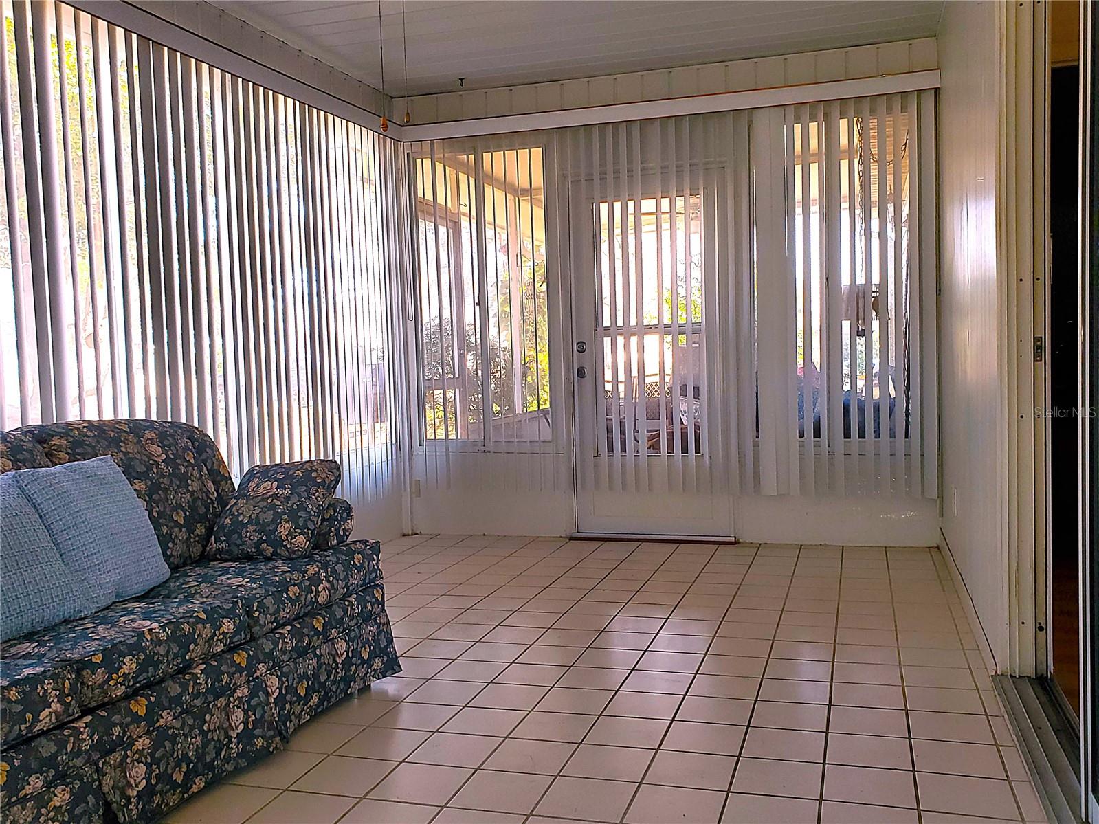 Image 41 of 44 For 10337 176th Street
