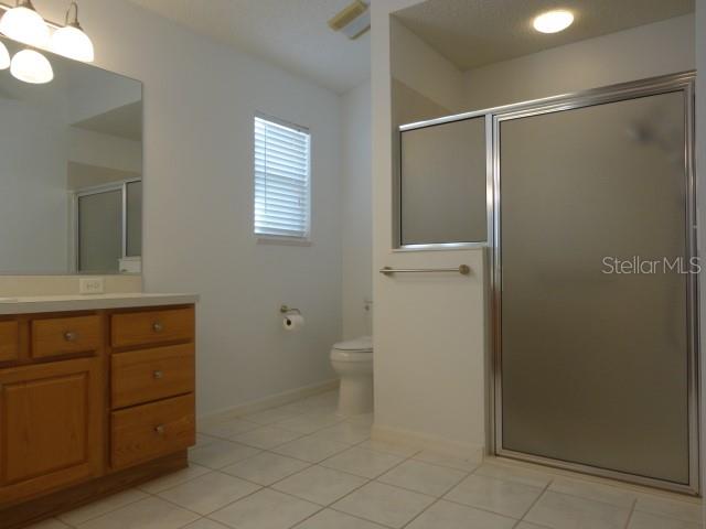 Image 17 of 30 For 1233 Oak Forest Drive