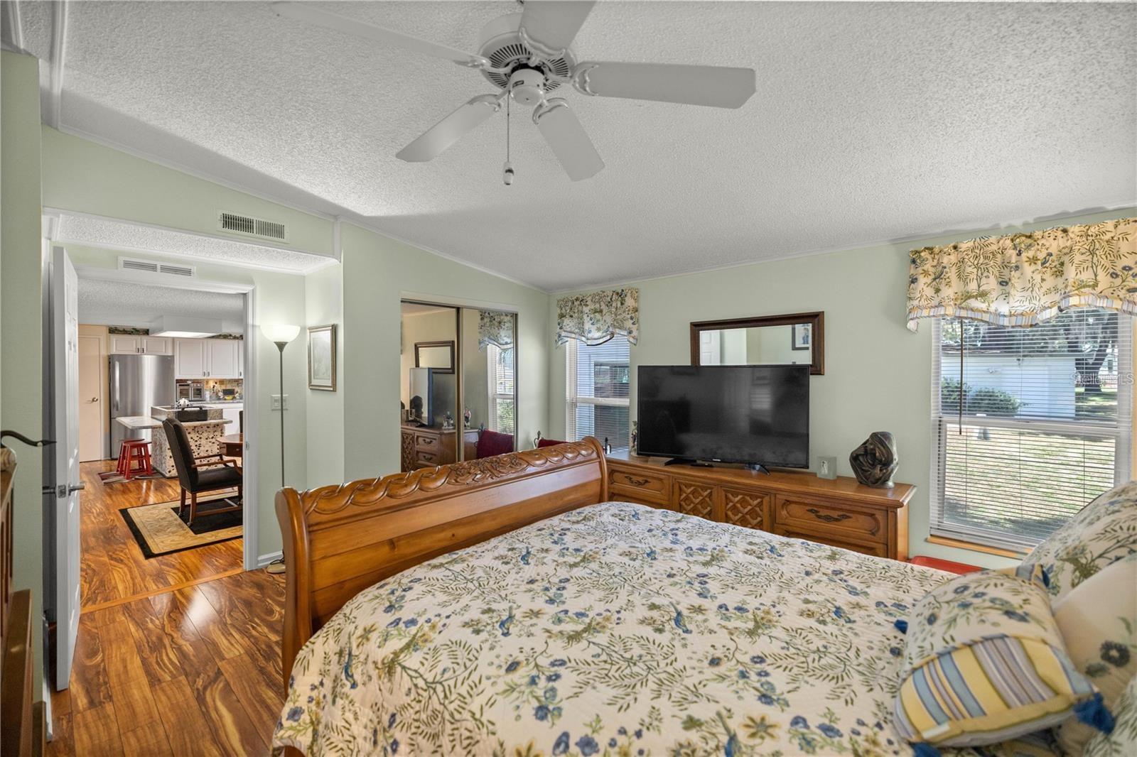 Image 13 of 32 For 705 Devon Drive