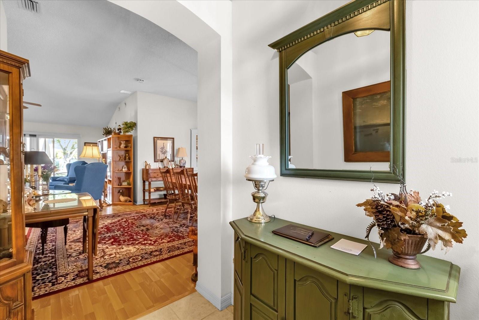 Image 4 of 27 For 3001 Saint Thomas Lane