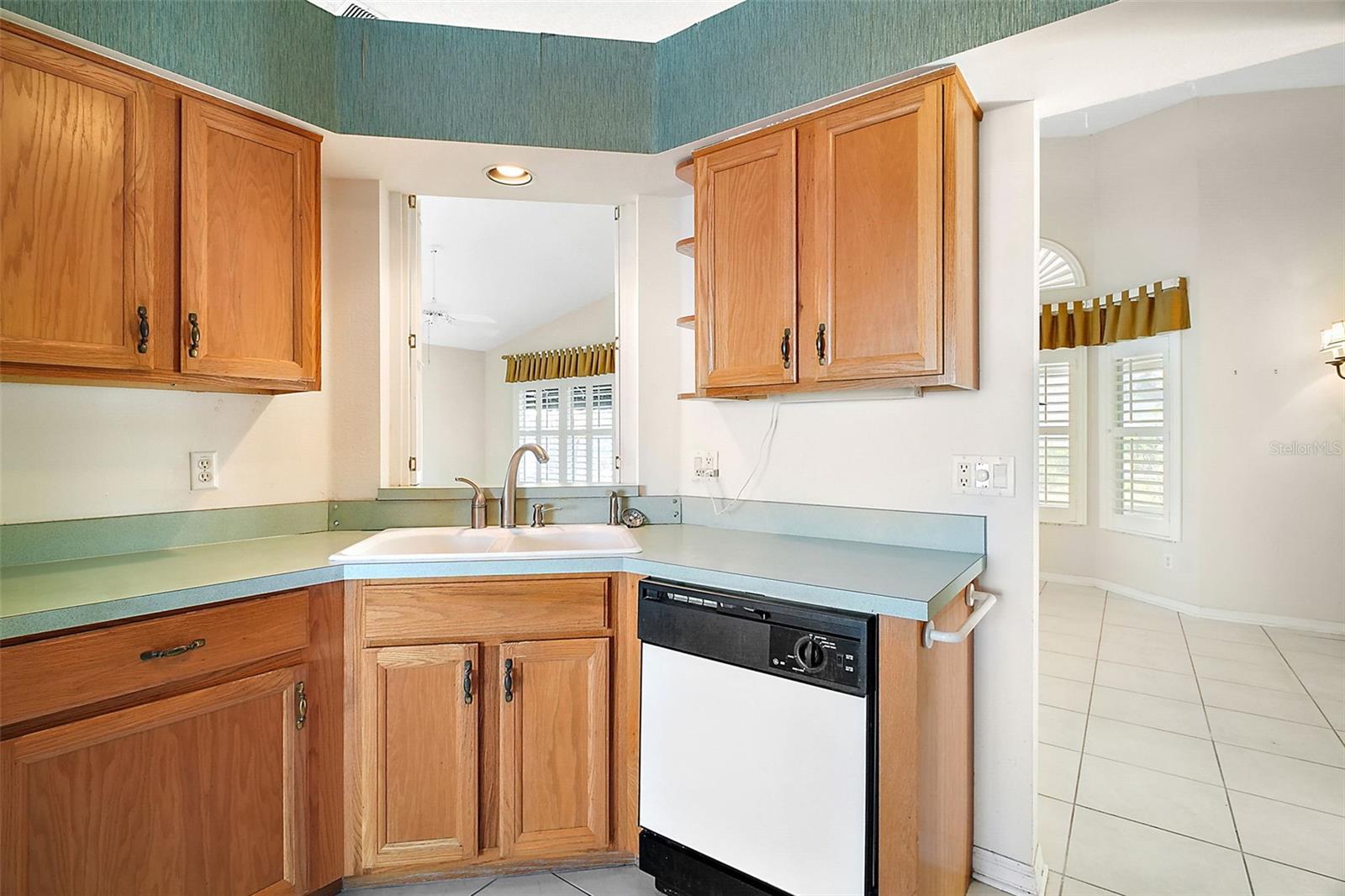 Image 36 of 47 For 25324 Hibiscus Street