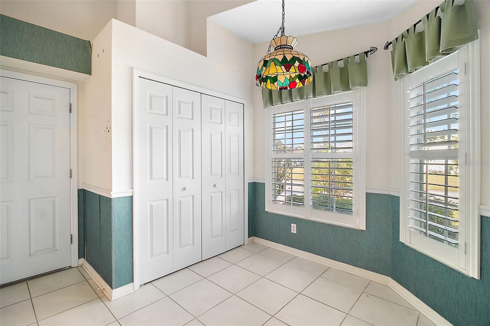 Image 38 of 47 For 25324 Hibiscus Street