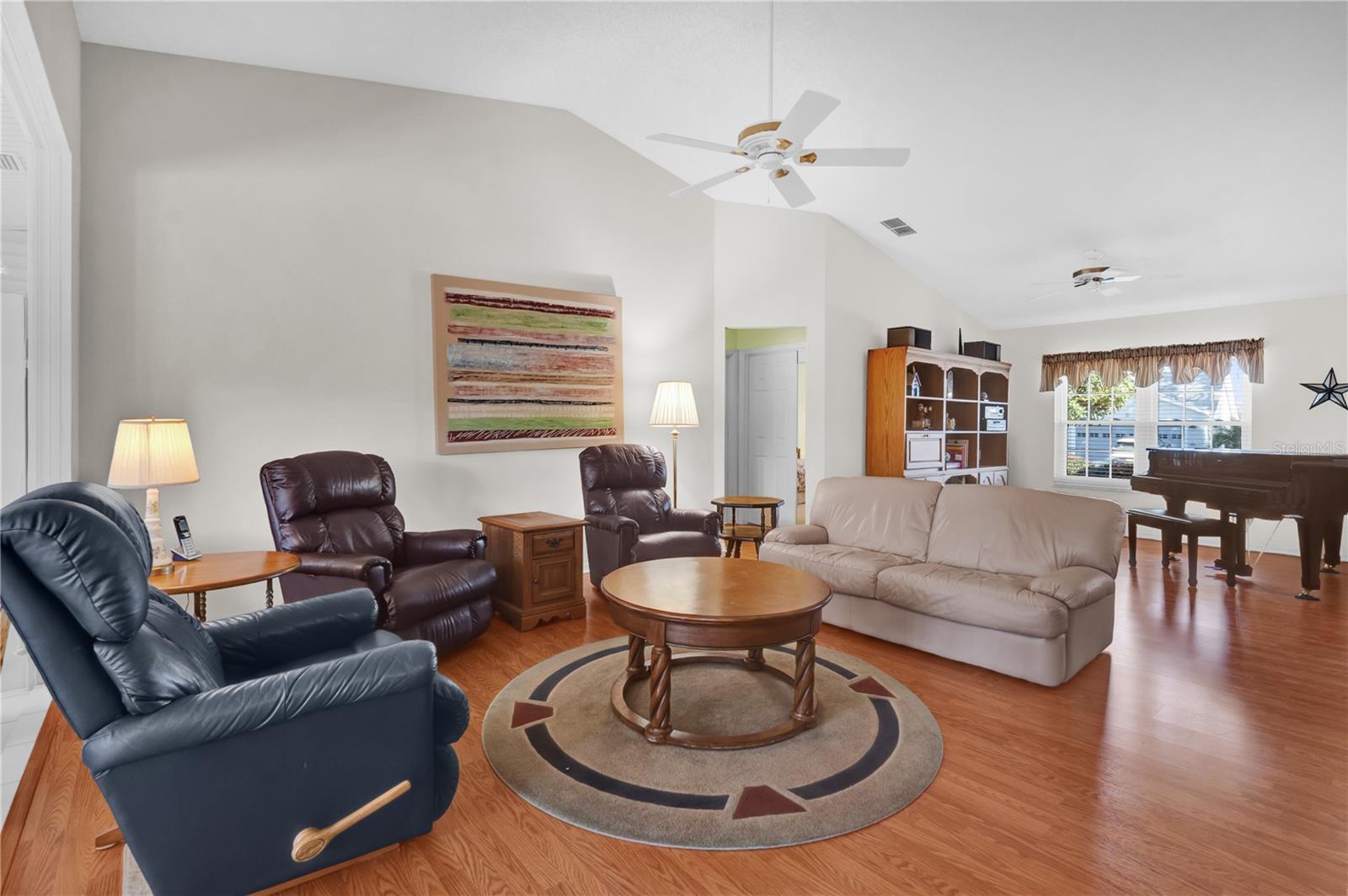 Image 4 of 34 For 5428 Tangelo Street