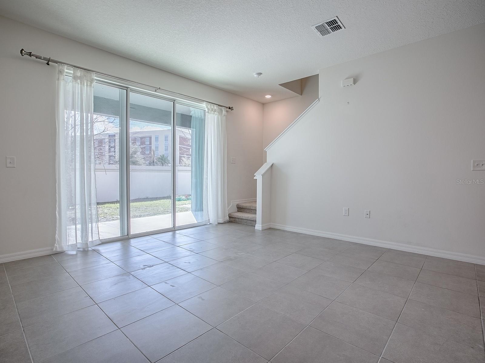 Image 8 of 39 For 5391 Dragonfly Drive
