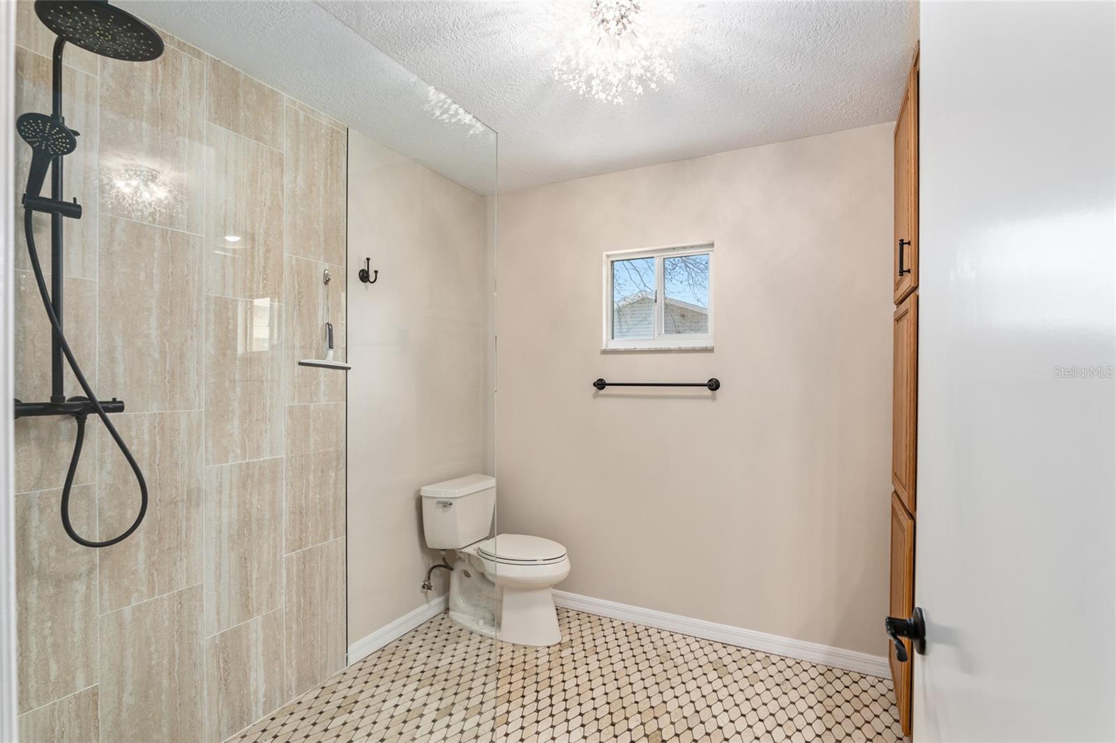 Image 12 of 27 For 17764 95th Court