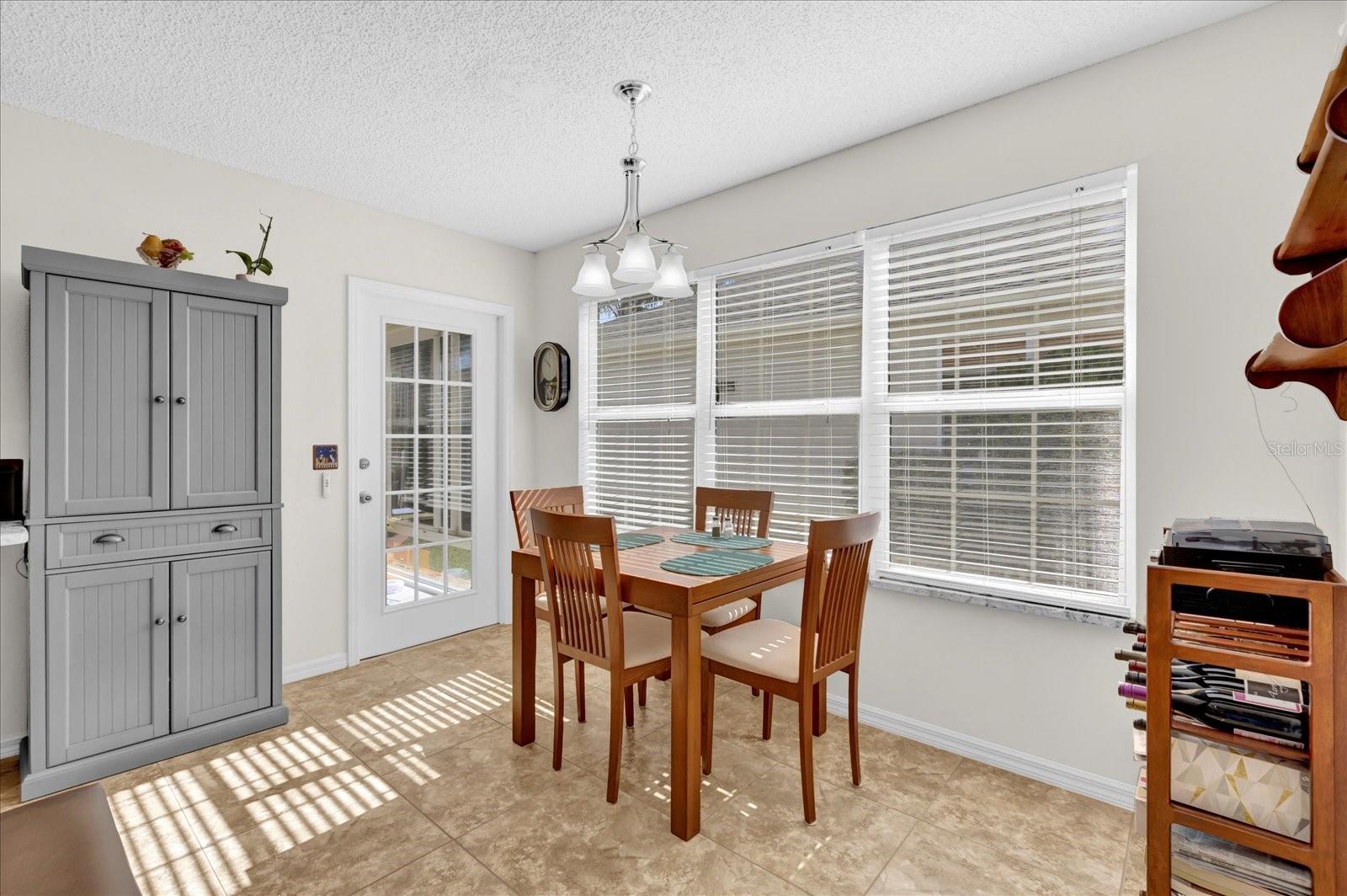 Image 10 of 24 For 1273 Oak Forest Drive