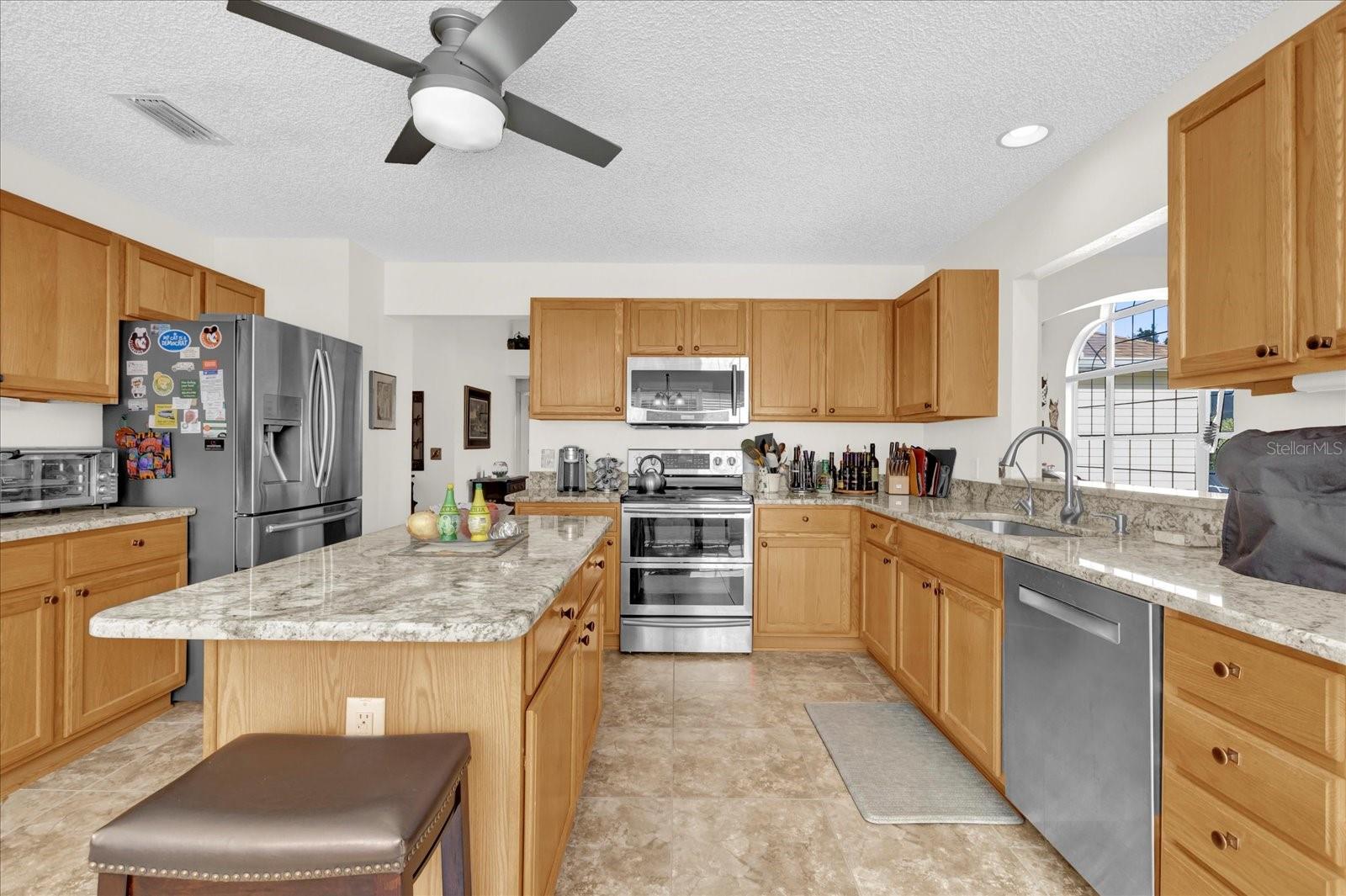 Image 8 of 24 For 1273 Oak Forest Drive