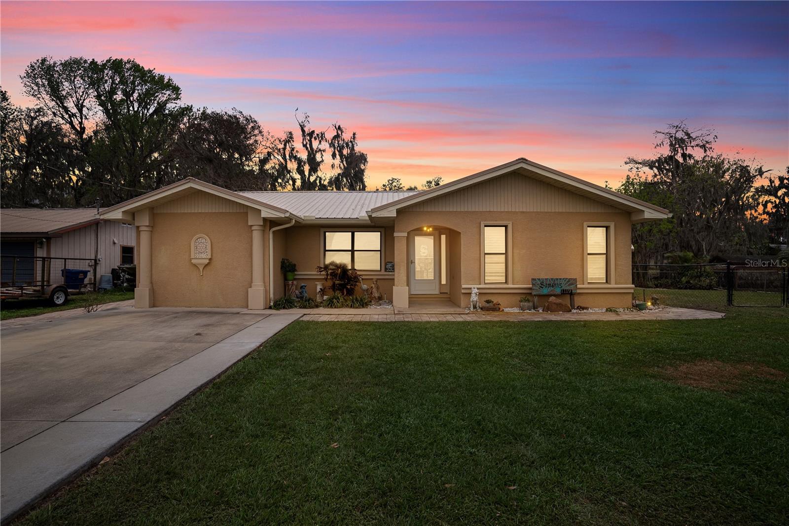 Details for 1119 Cr 457  , LAKE PANASOFFKEE, FL 33538