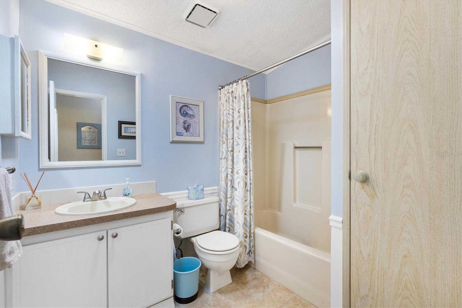 Image 21 of 27 For 1523 Schwartz Boulevard