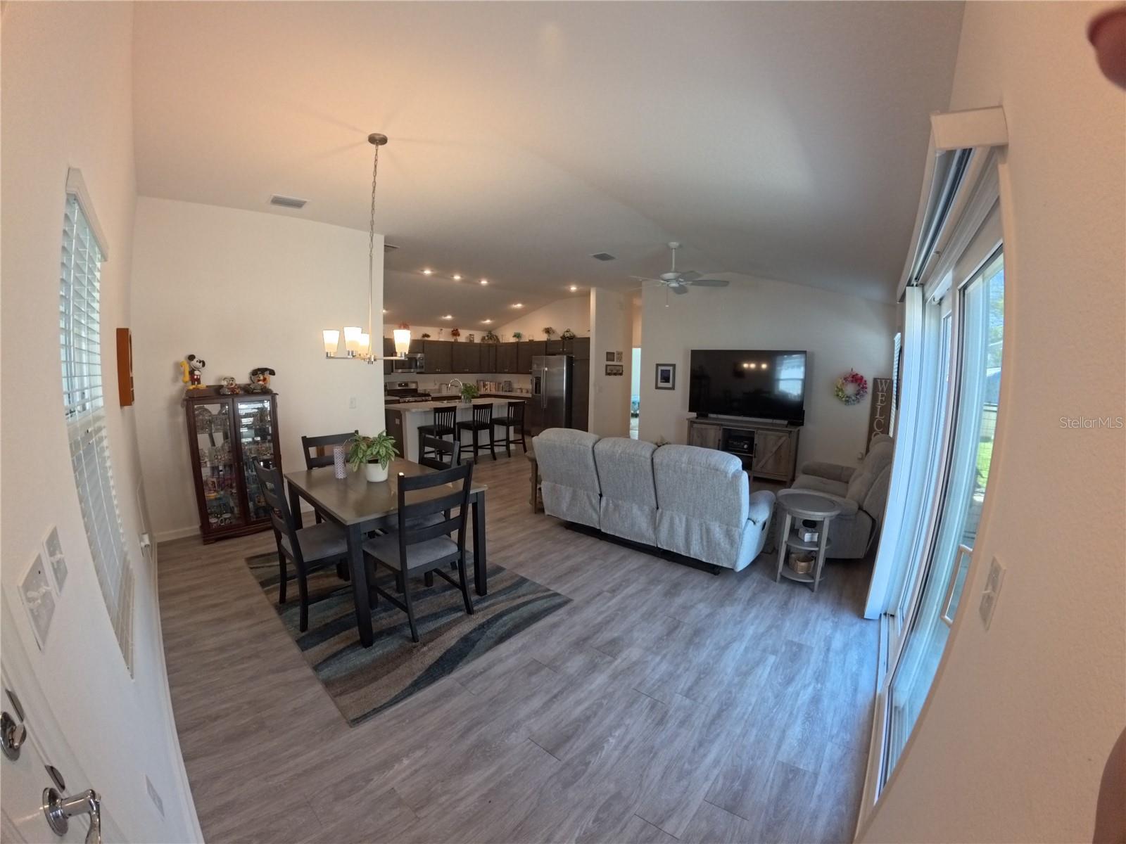 Image 25 of 27 For 2866 Judah Street