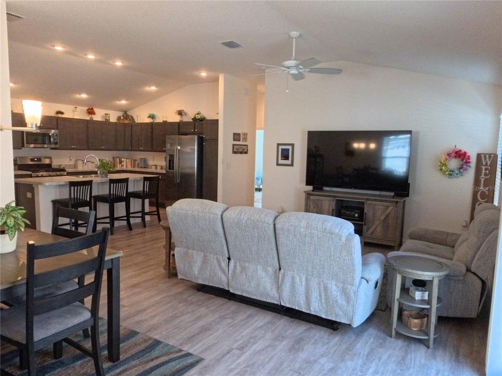 Image 26 of 27 For 2866 Judah Street