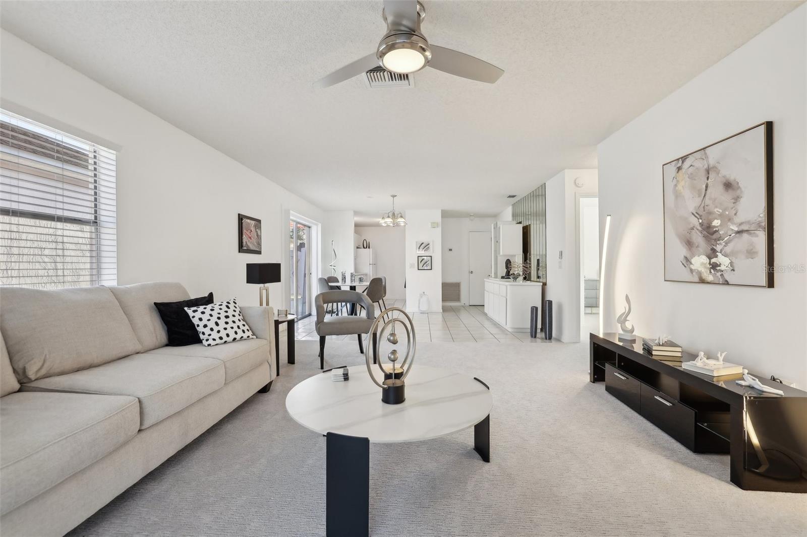 Image 7 of 42 For 731 Hernandez Drive