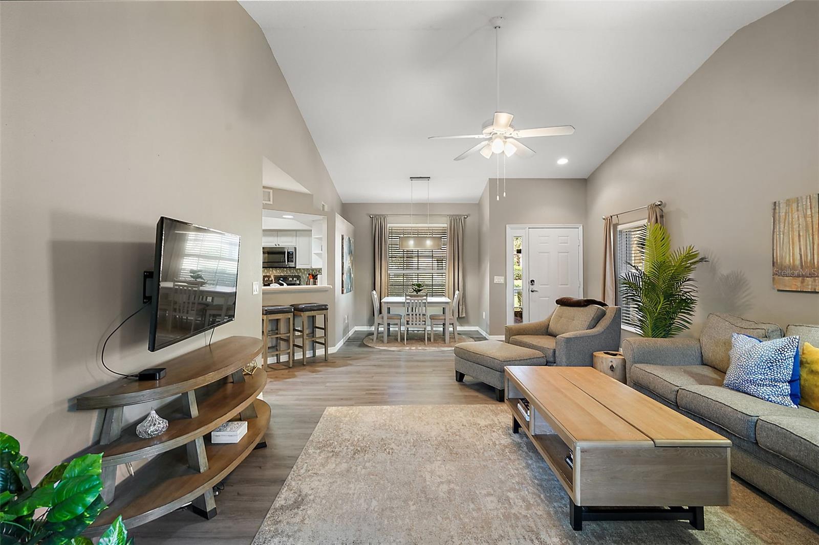 Image 8 of 56 For 5466 Compass Point 101