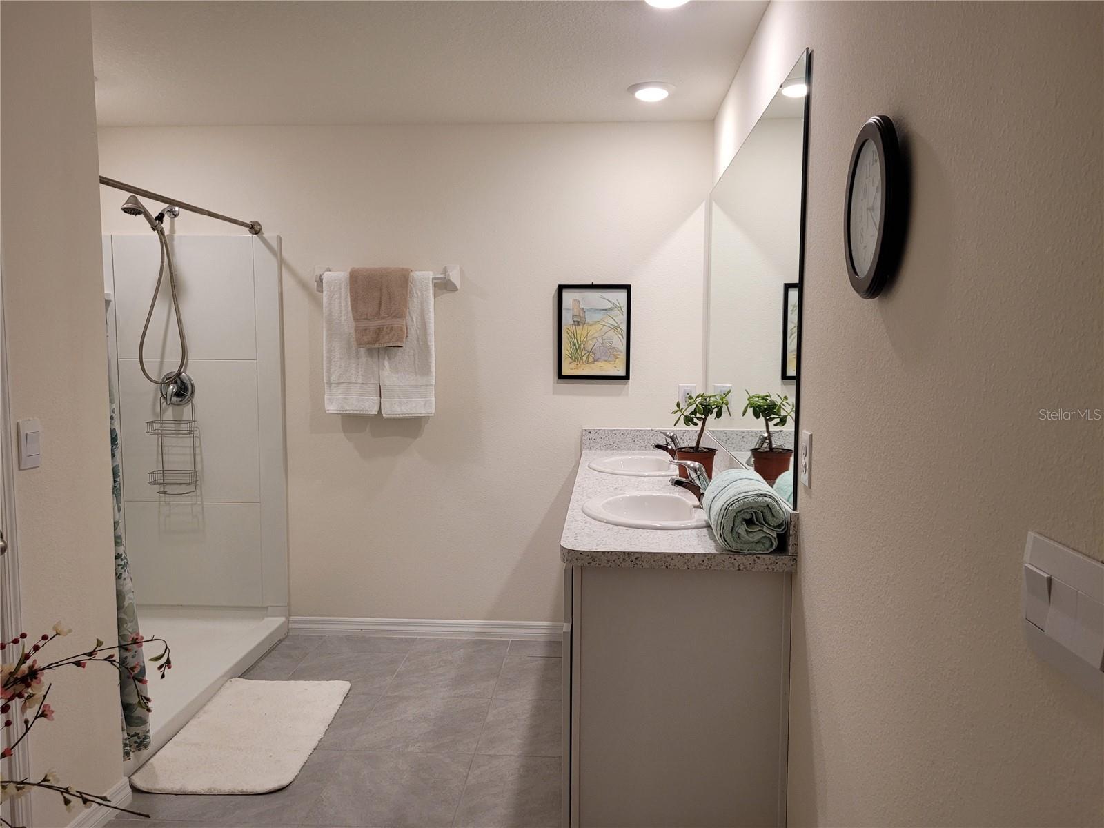 Image 5 of 15 For 7133 135th Place