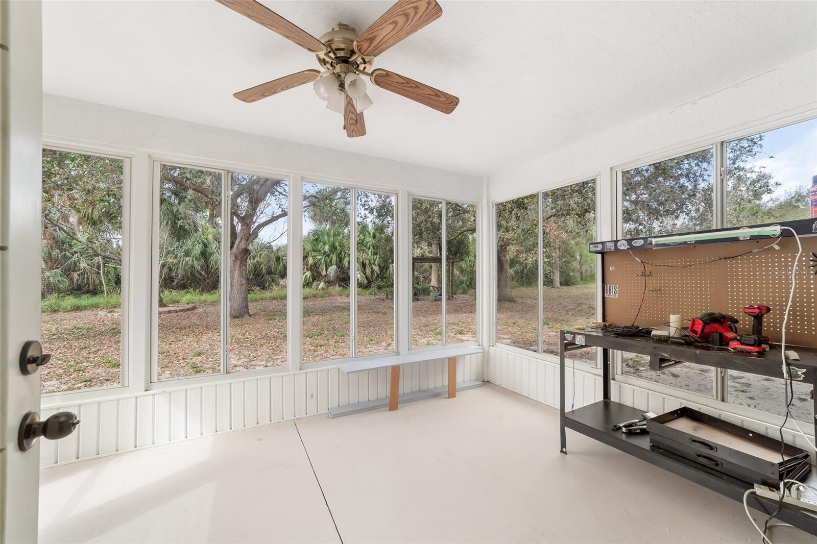Image 16 of 31 For 2256 Lake Pointe Circle