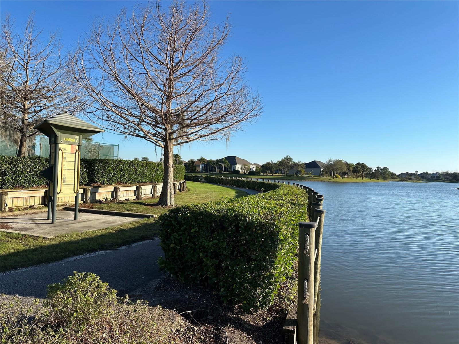 Image 42 of 53 For 8677 Bridgeport Bay Circle