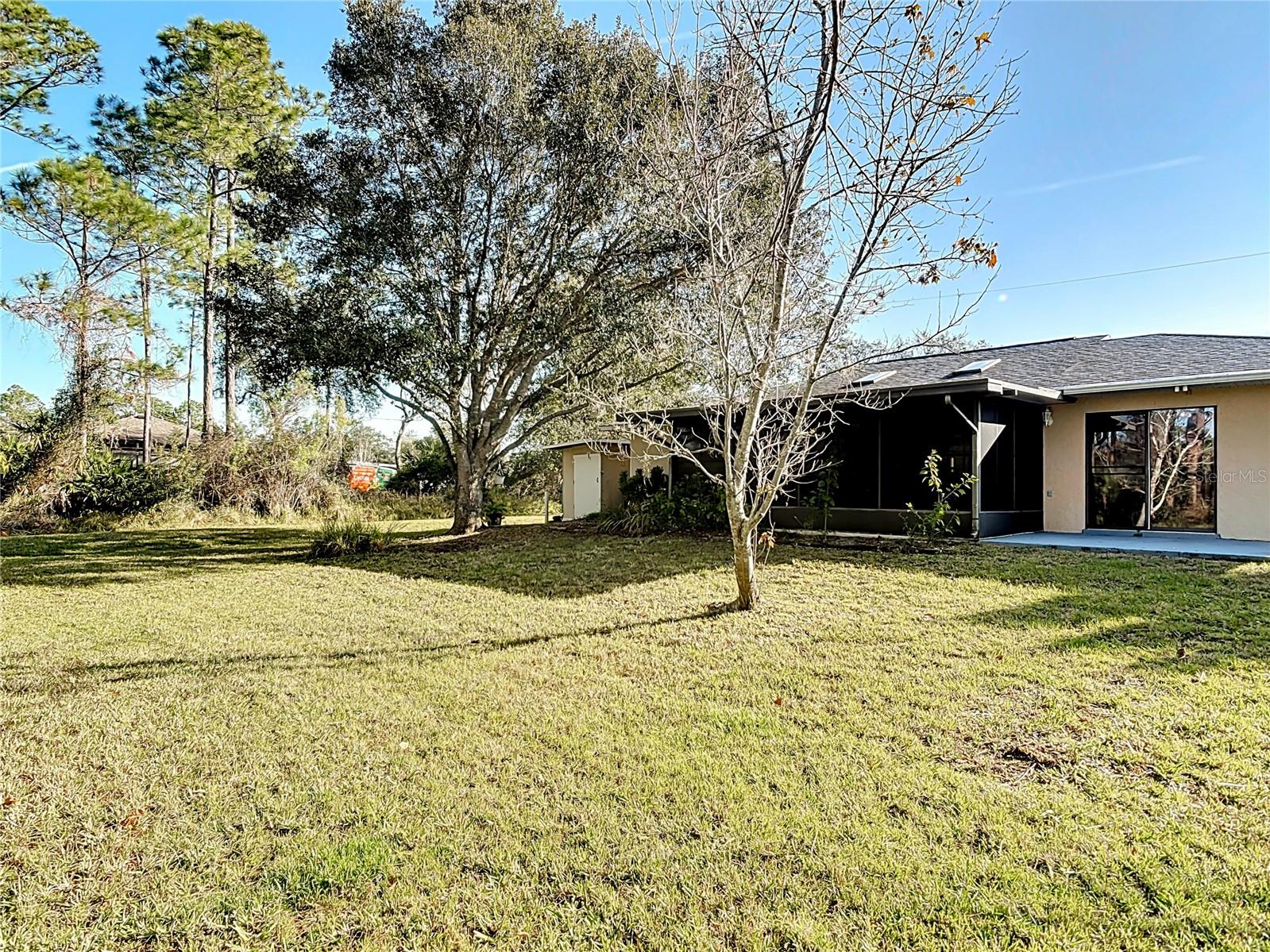 Image 36 of 38 For 1041 Eastbrook Avenue