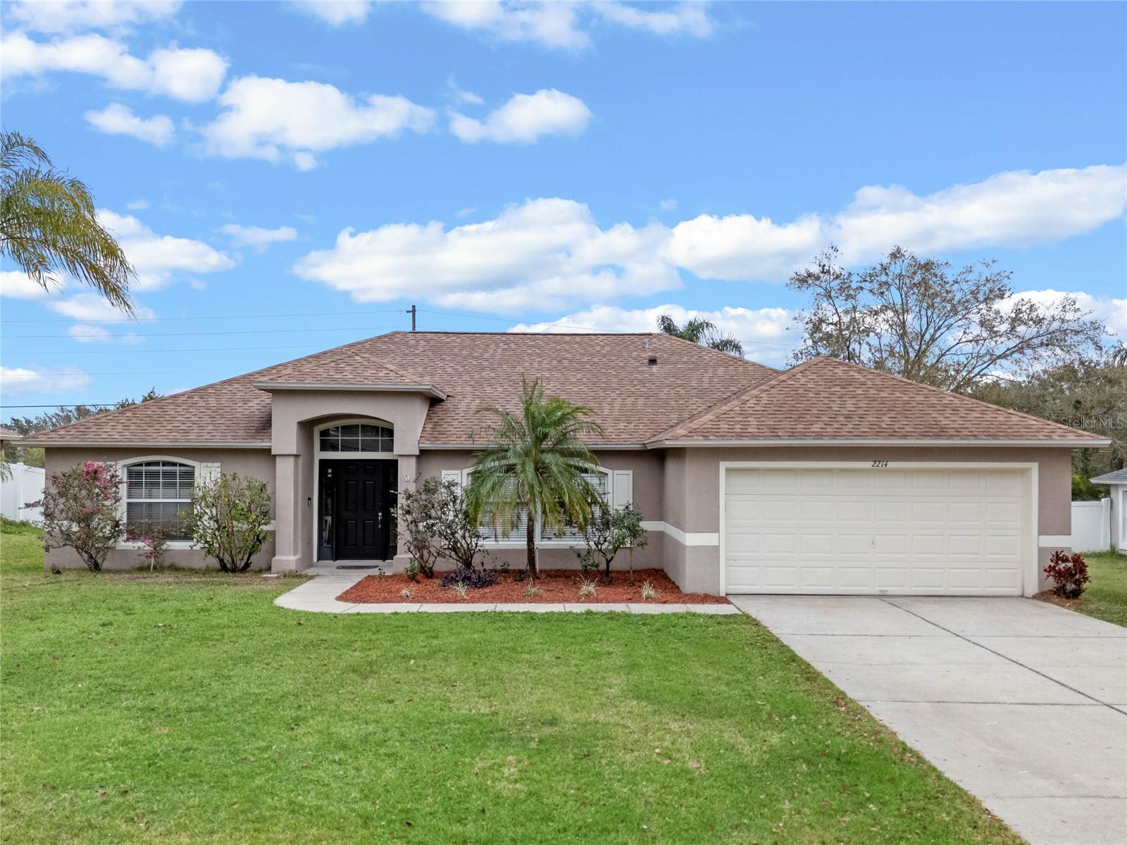 Details for 2214 Lake Pointe Circle, LEESBURG, FL 34748