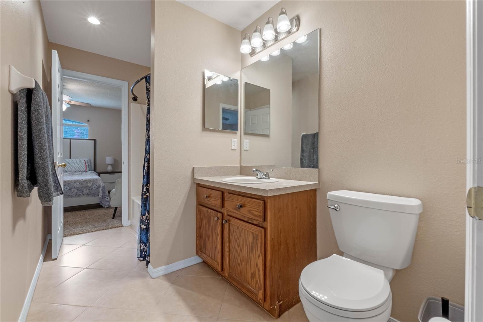 Image 27 of 54 For 2214 Lake Pointe Circle