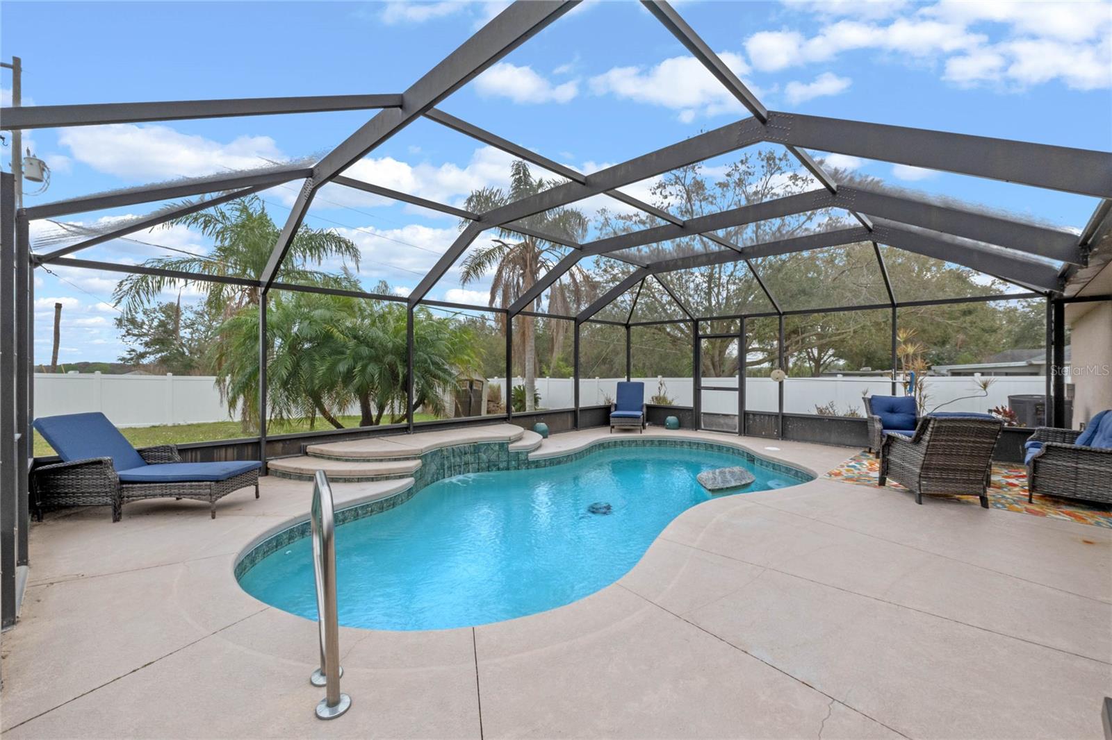 Image 34 of 54 For 2214 Lake Pointe Circle
