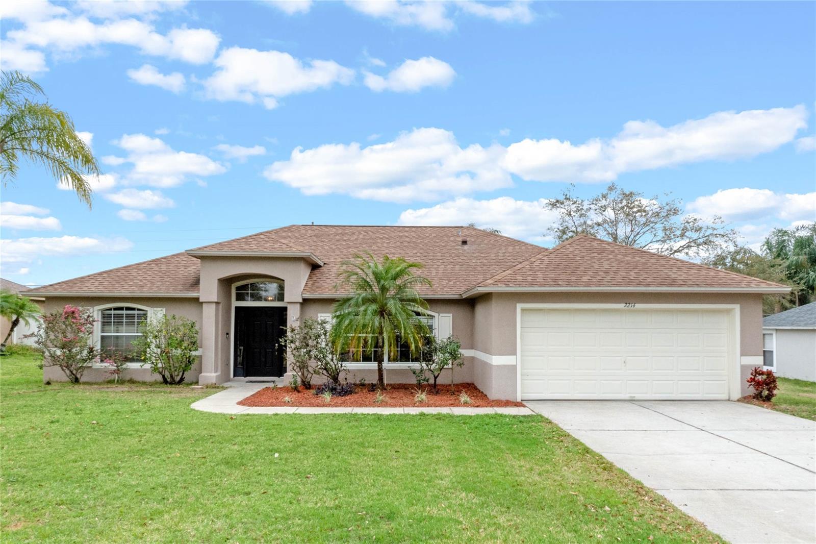 Image 6 of 54 For 2214 Lake Pointe Circle