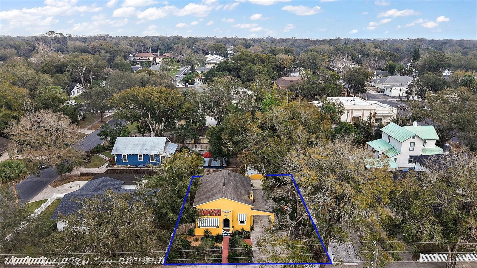 Image 37 of 41 For 936 Alexander Street