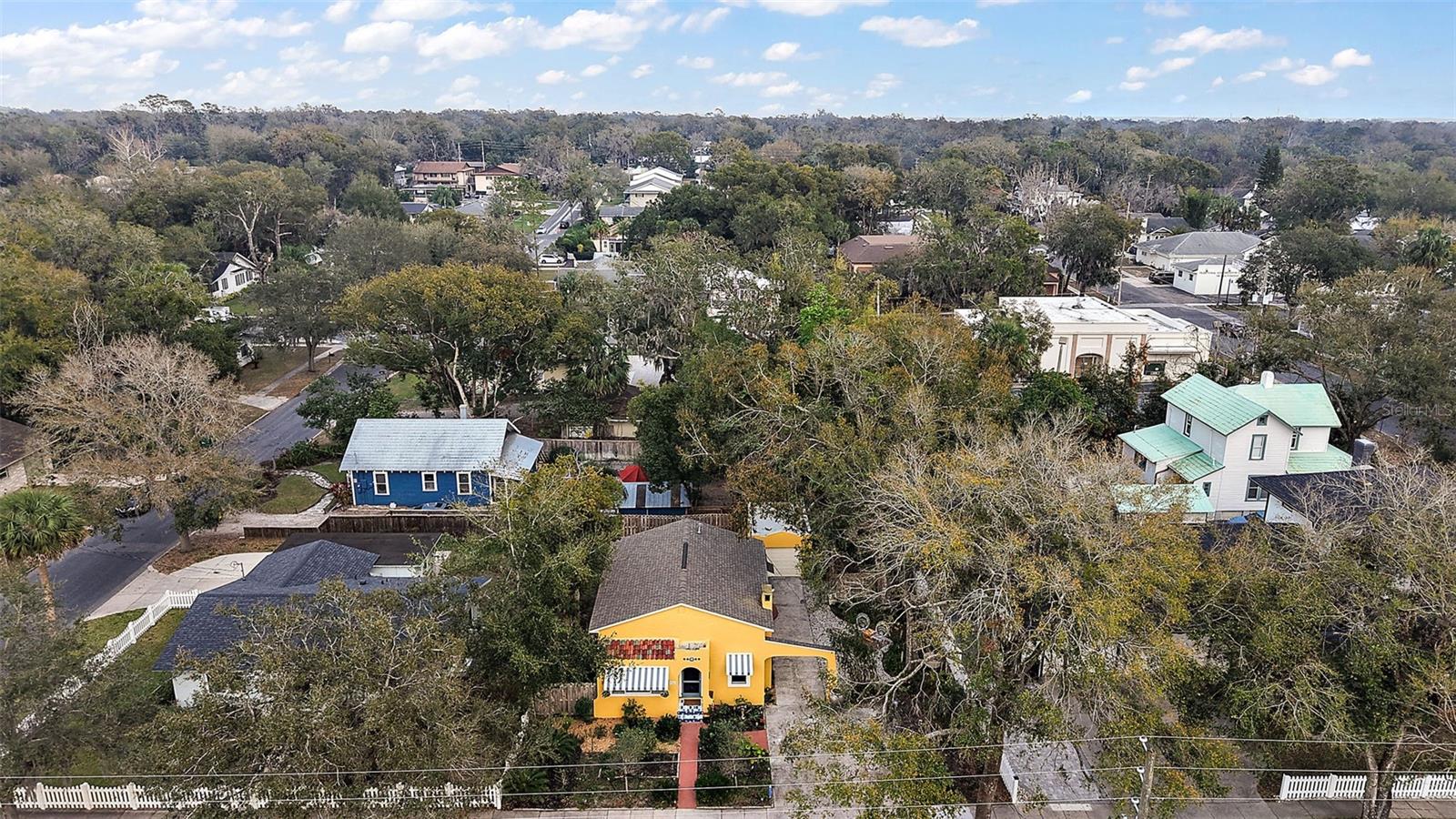 Image 38 of 41 For 936 Alexander Street