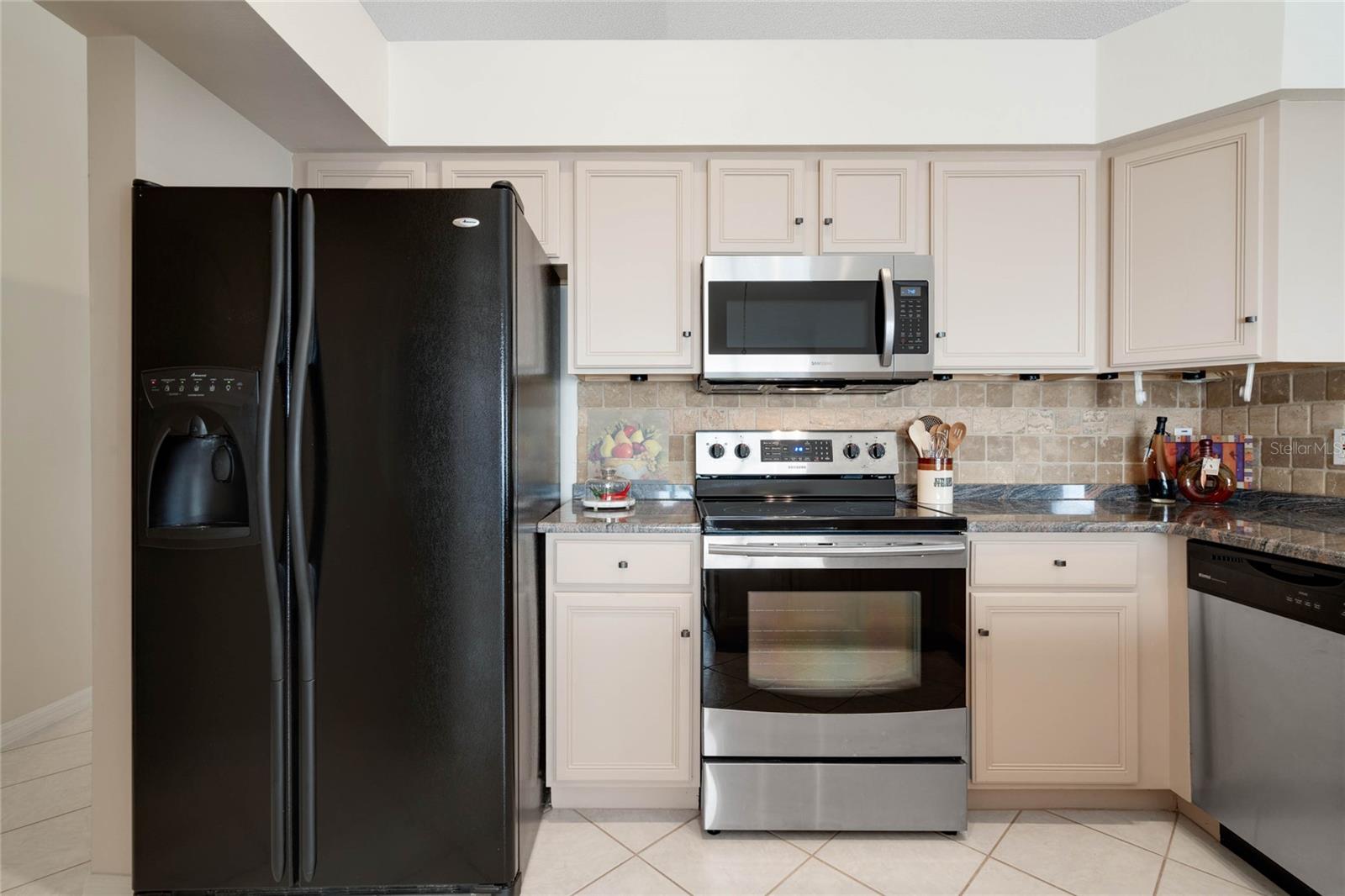 Image 15 of 59 For 25274 Lost Oak Circle