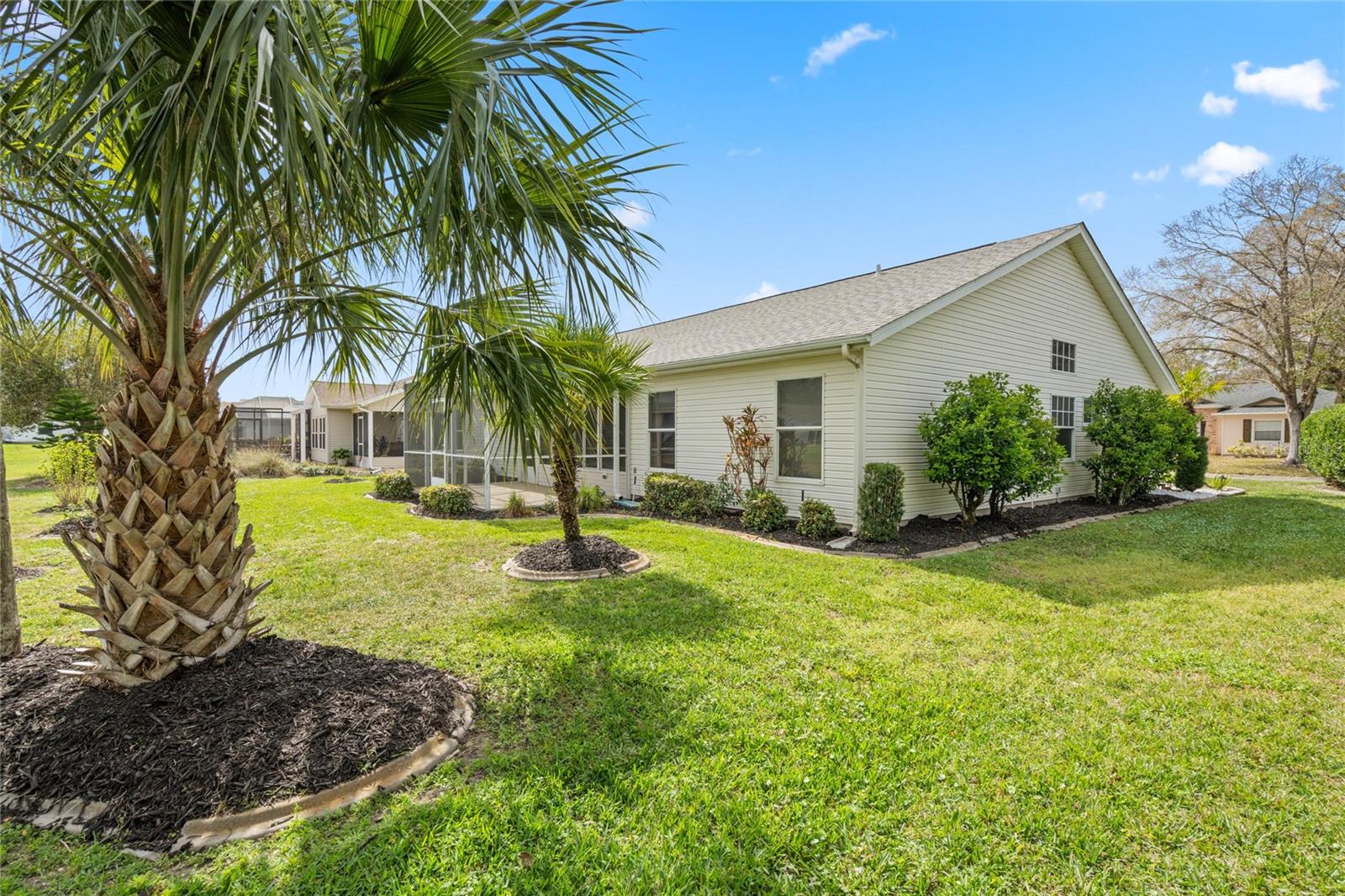 Image 36 of 59 For 25274 Lost Oak Circle